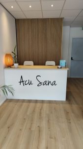 acusana desk